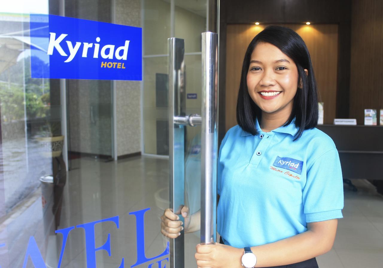 Kyriad Metro Cipulir Jakarta Exteriör bild